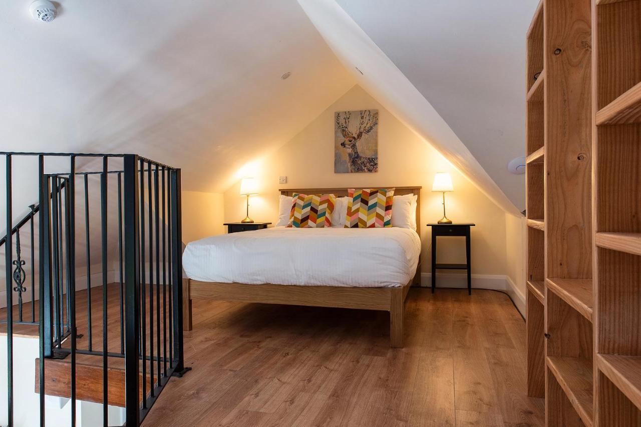 Kylemore House Boutique Apartments - Connemara Suite Екстер'єр фото