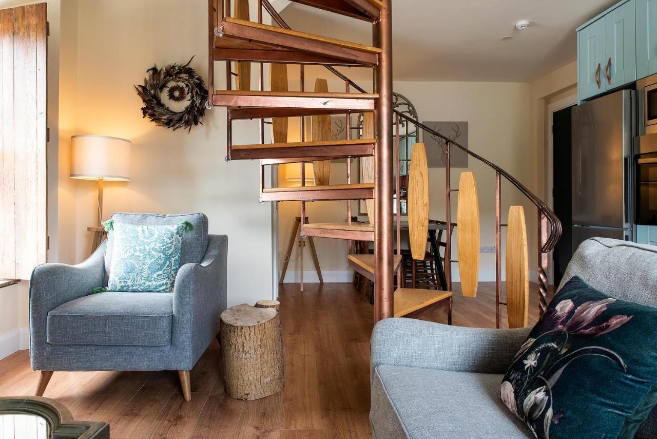 Kylemore House Boutique Apartments - Connemara Suite Екстер'єр фото