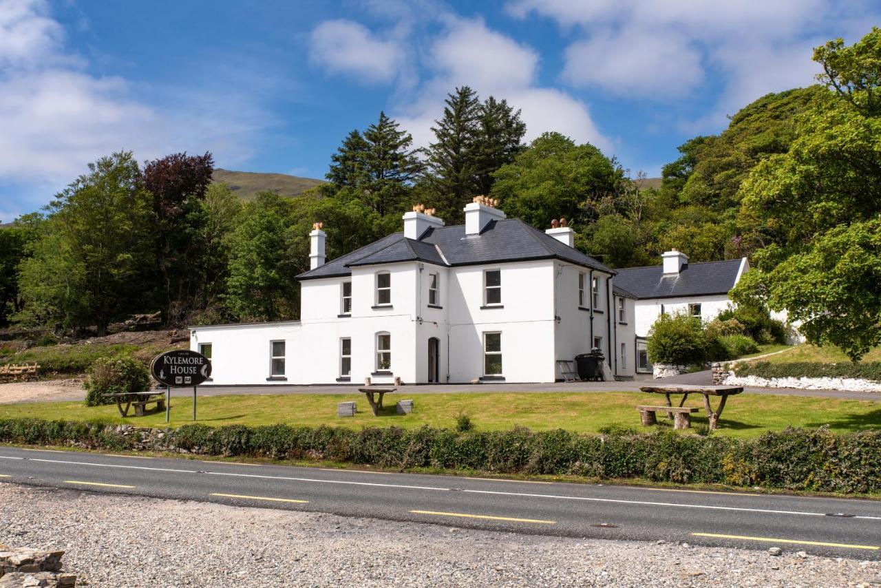 Kylemore House Boutique Apartments - Connemara Suite Екстер'єр фото